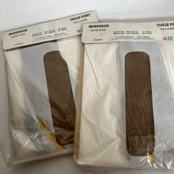 2 Pair Silky Legs Queen Size Panty Hose Hosiery Beige Vintage NOS 260 - 210 lbs - Picture 2 of 8